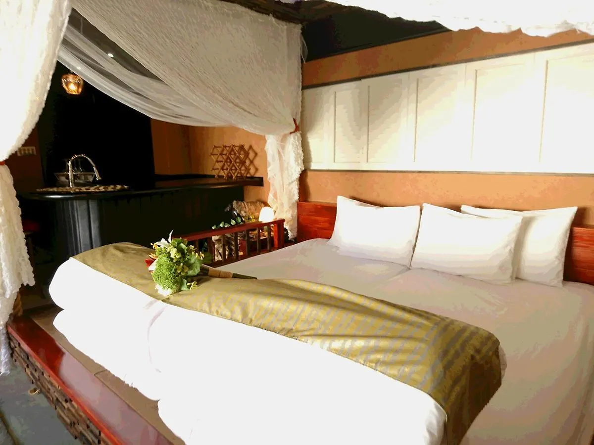 ** Guest house Yadoya Lodge Kyoto Japan