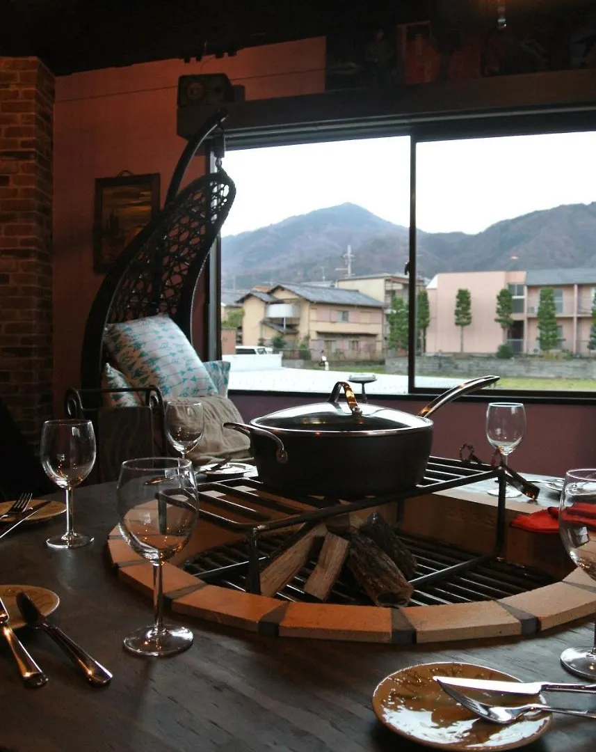 Yadoya Lodge Kyoto Guest house